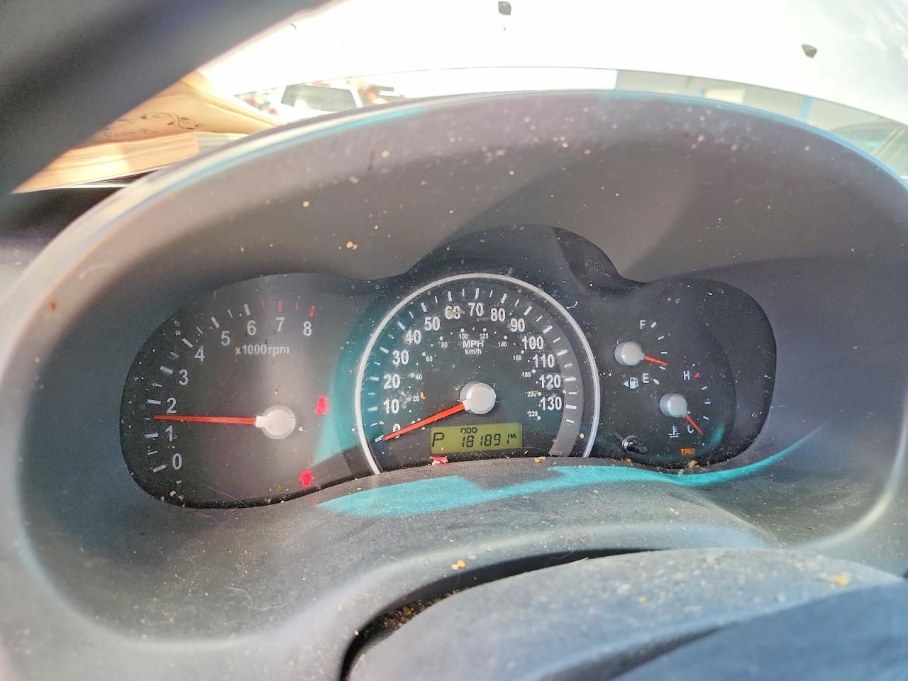 2009 KIA SEDONA LX photo 17