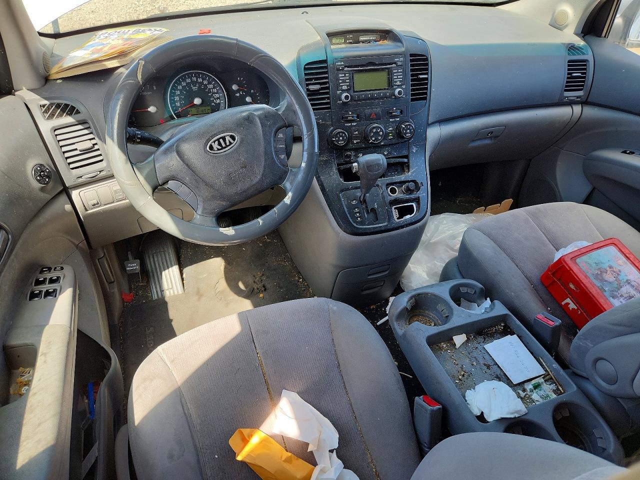 2009 KIA SEDONA LX photo 15