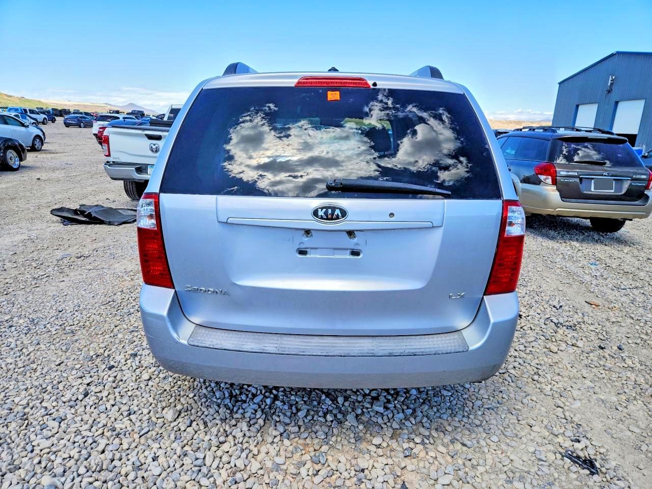 2009 KIA SEDONA LX photo 11