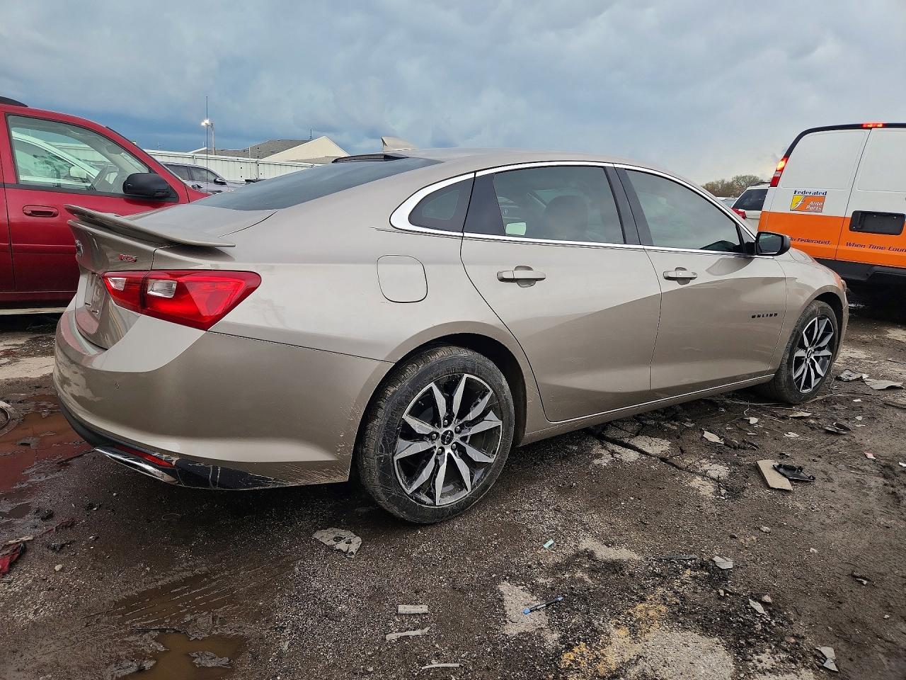 2024 CHEVROLET MALIBU RS photo 5