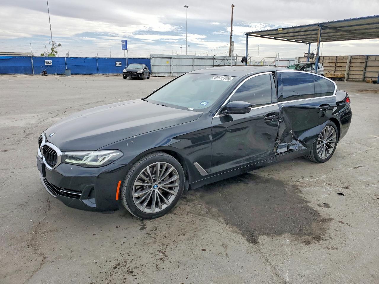 2023 BMW 530