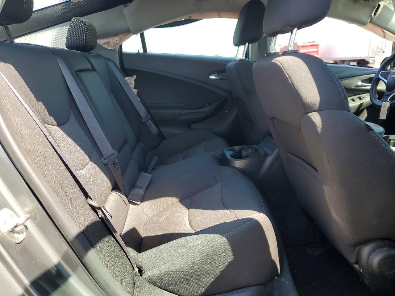 2017 CHEVROLET VOLT LT photo 19