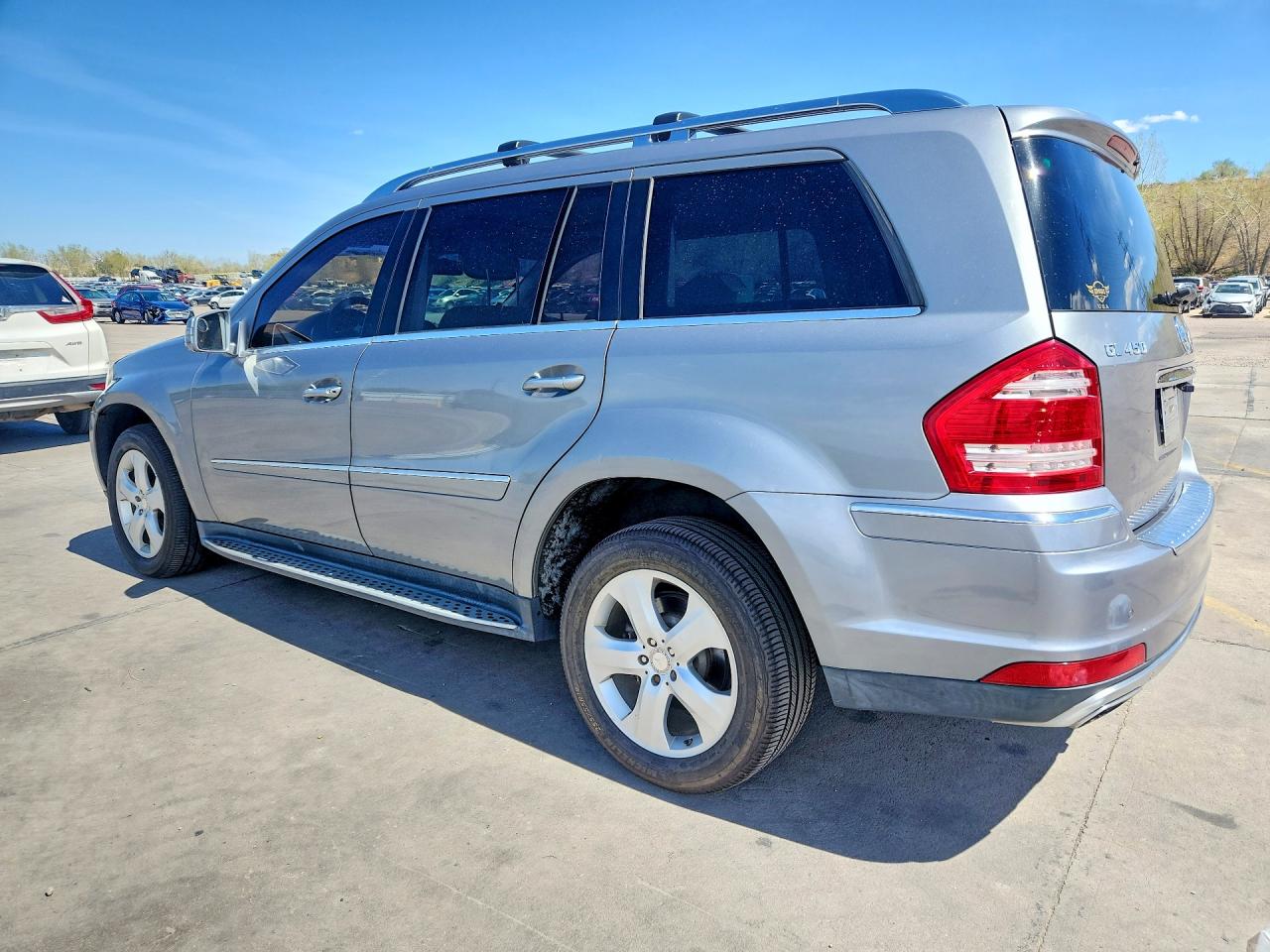 2012 MERCEDES-BENZ GL 450 4MATIC photo 3