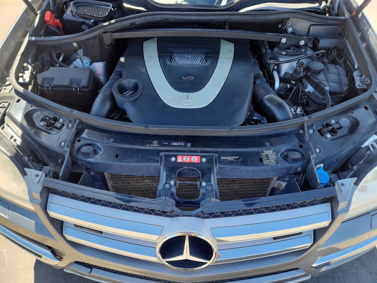 2012 MERCEDES-BENZ GL 450 4MATIC photo 23