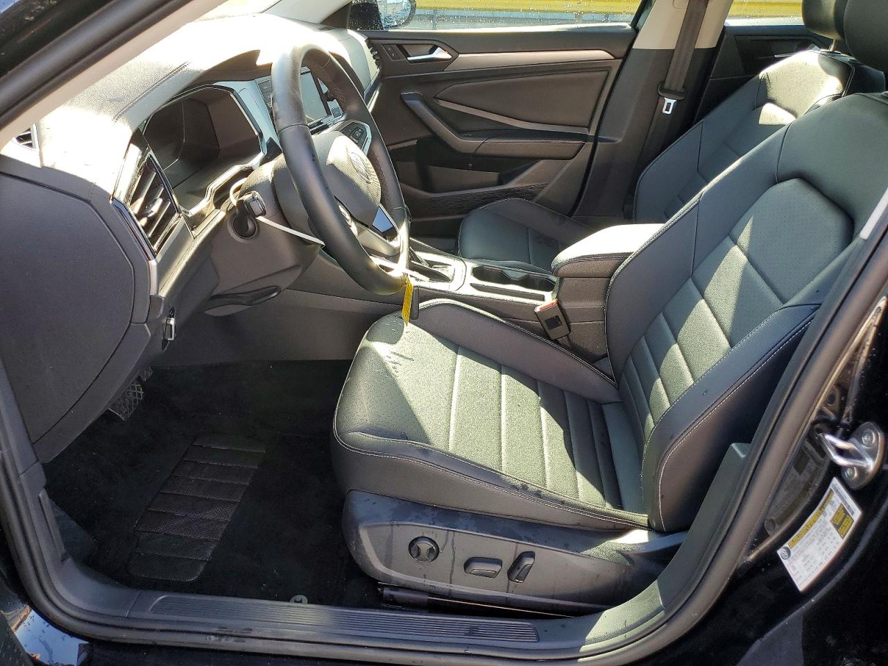 2023 VOLKSWAGEN JETTA SE photo 19