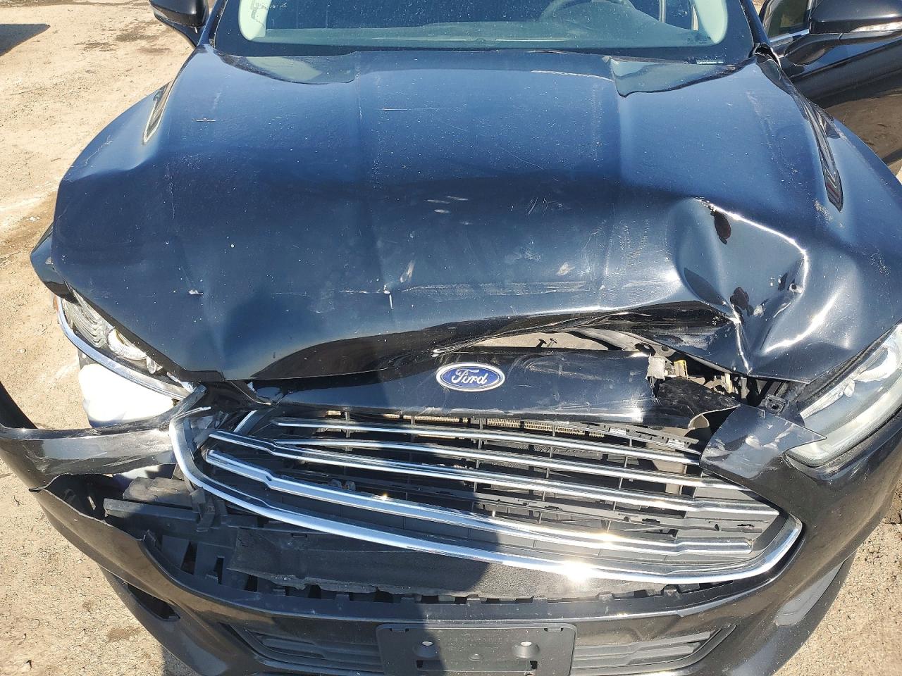 2016 FORD FUSION SE photo 31