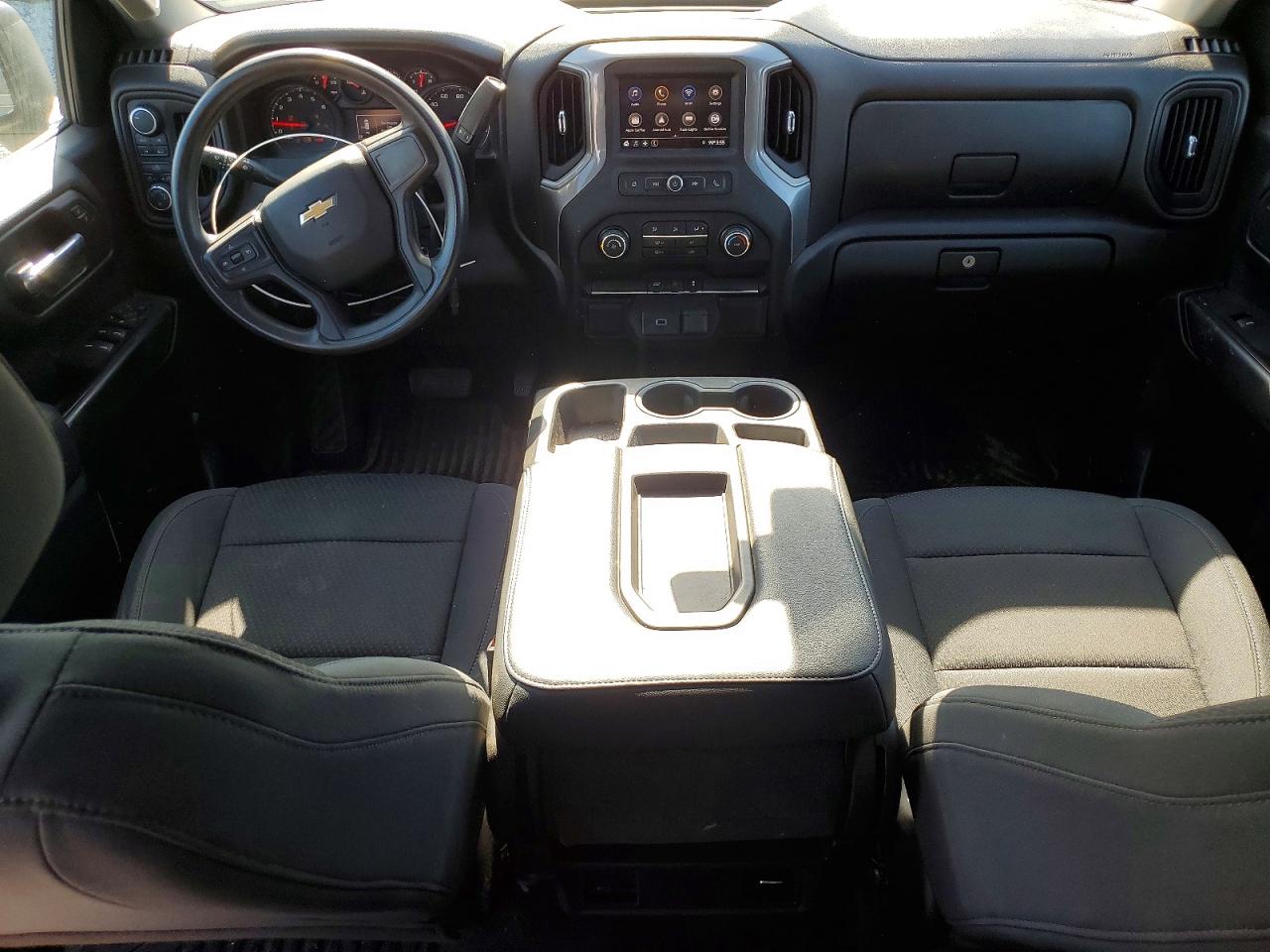 2020 CHEVROLET SILVERADO K1500 CUSTOM photo 8