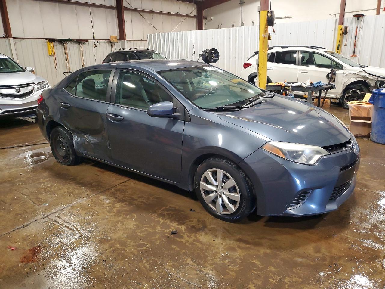2015 TOYOTA COROLLA LE photo 4