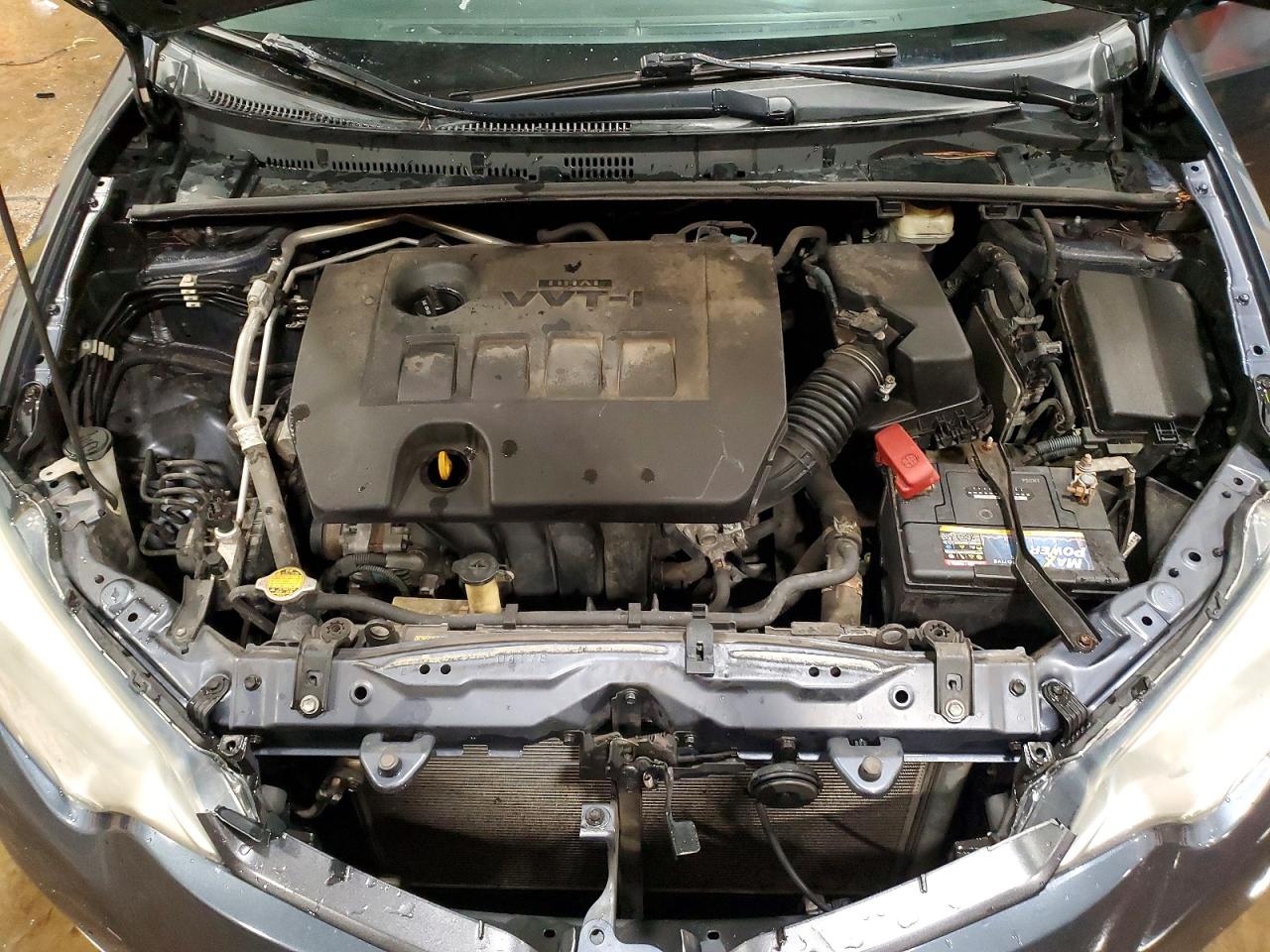 2015 TOYOTA COROLLA LE photo 11