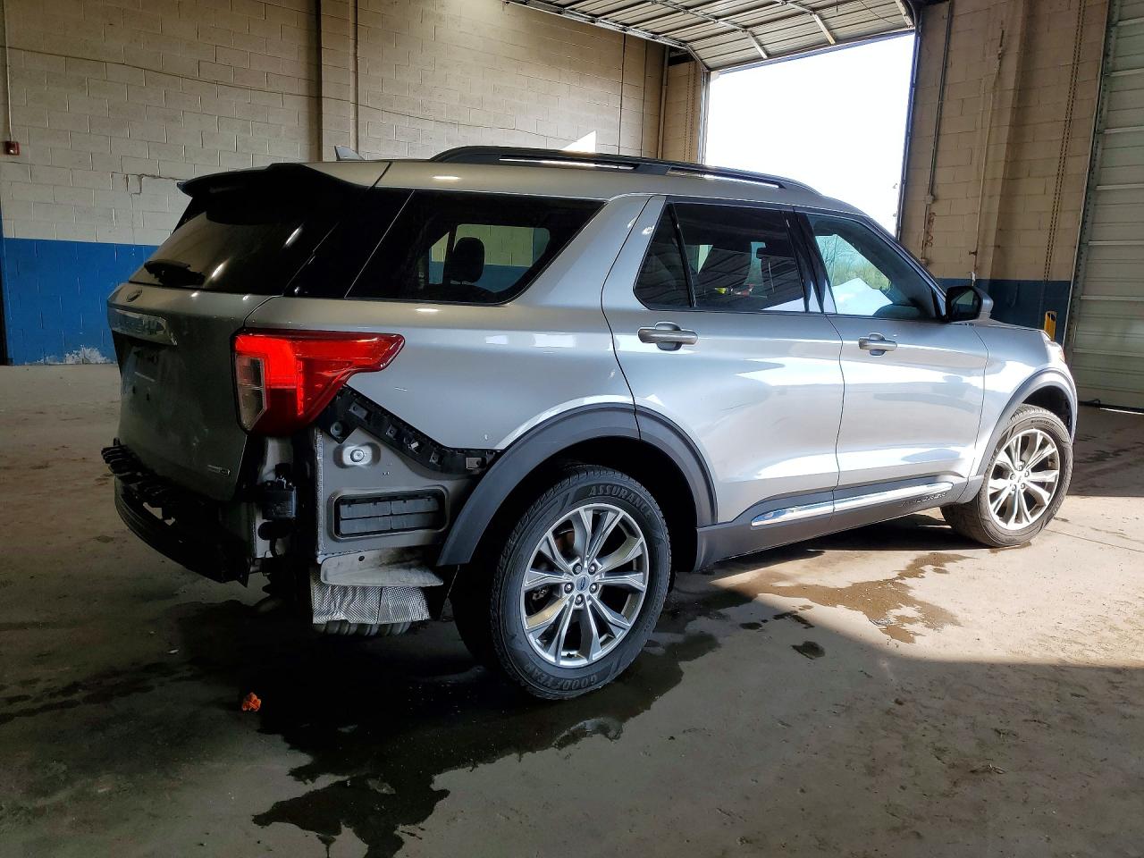 2020 FORD EXPLORER XLT photo 5