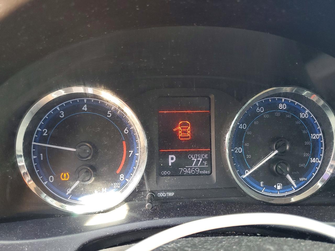 2018 TOYOTA COROLLA LE photo 17