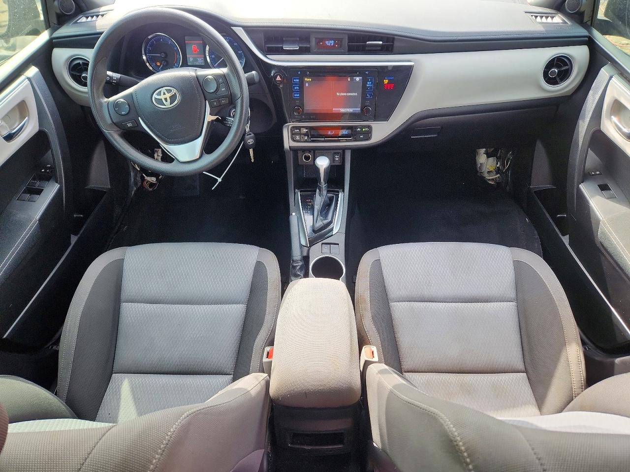 2018 TOYOTA COROLLA LE photo 15