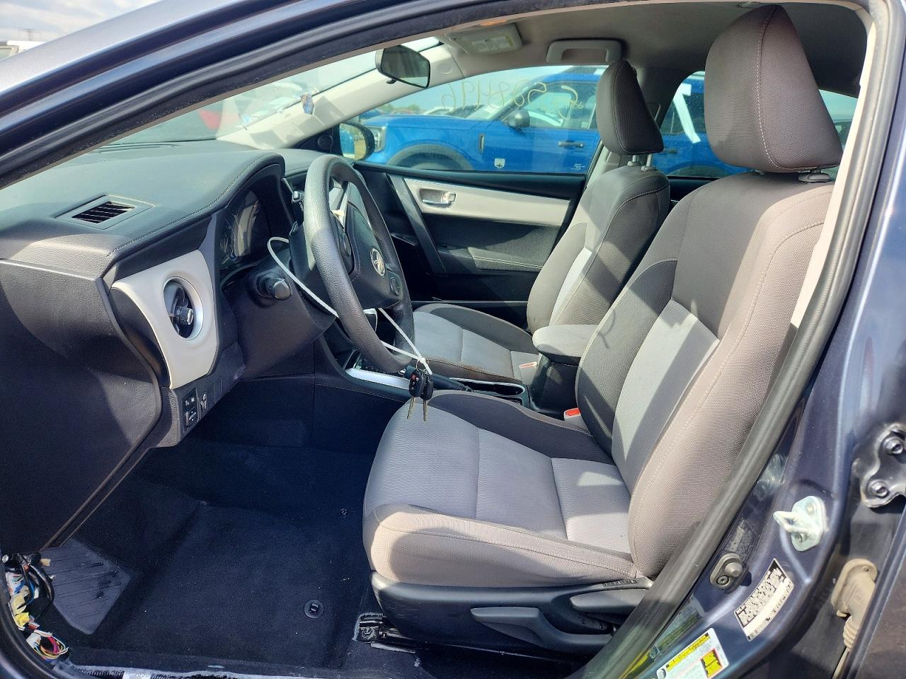 2018 TOYOTA COROLLA LE photo 13