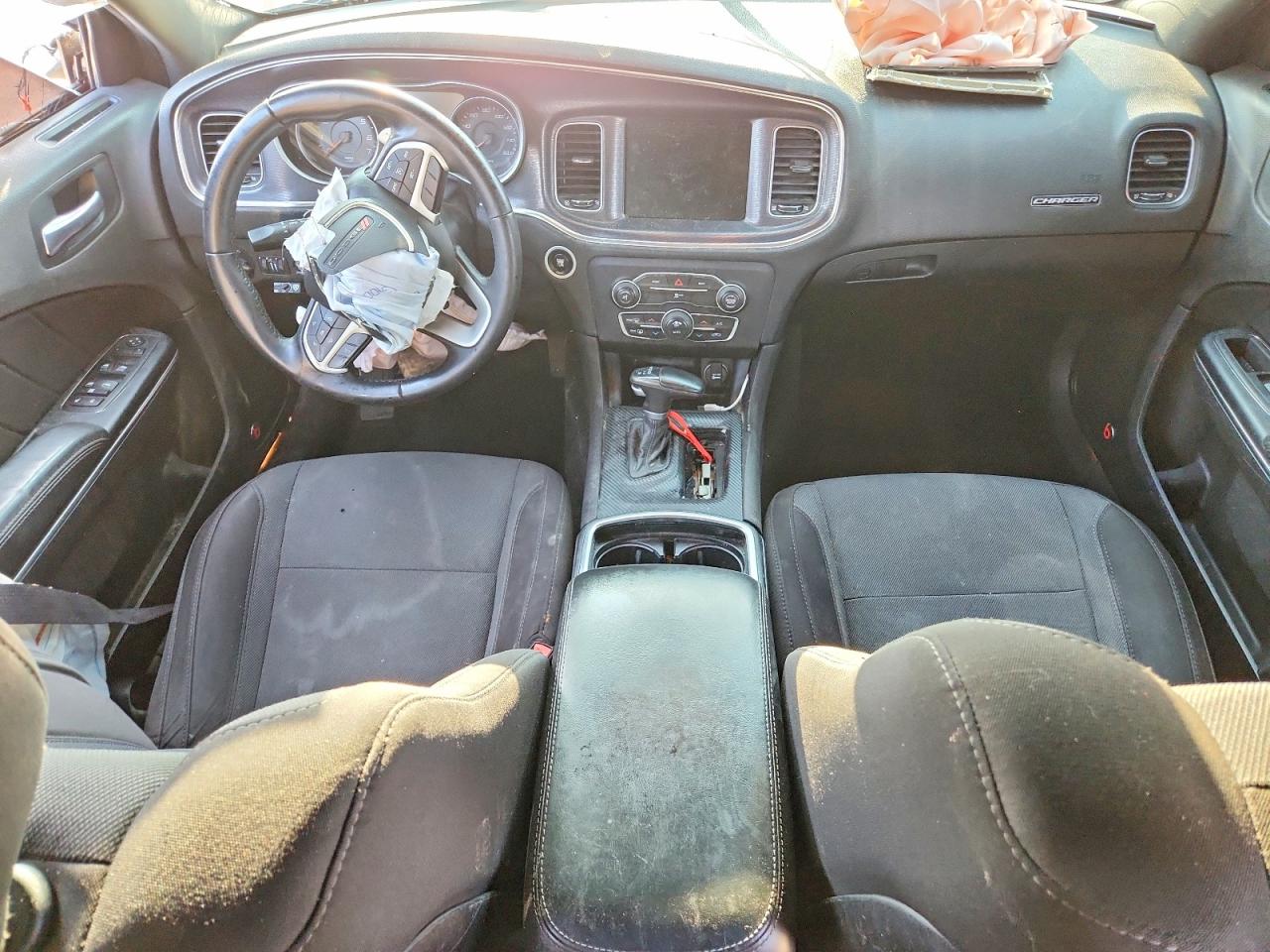 2015 DODGE CHARGER SXT photo 15