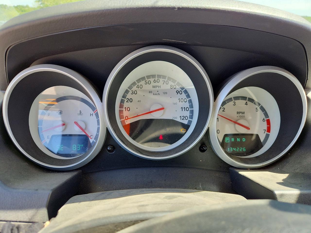 2010 DODGE GRAND CARAVAN SE photo 17
