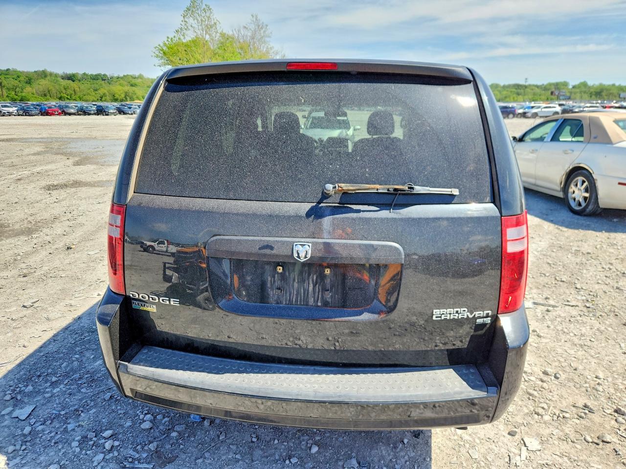 2010 DODGE GRAND CARAVAN SE photo 11