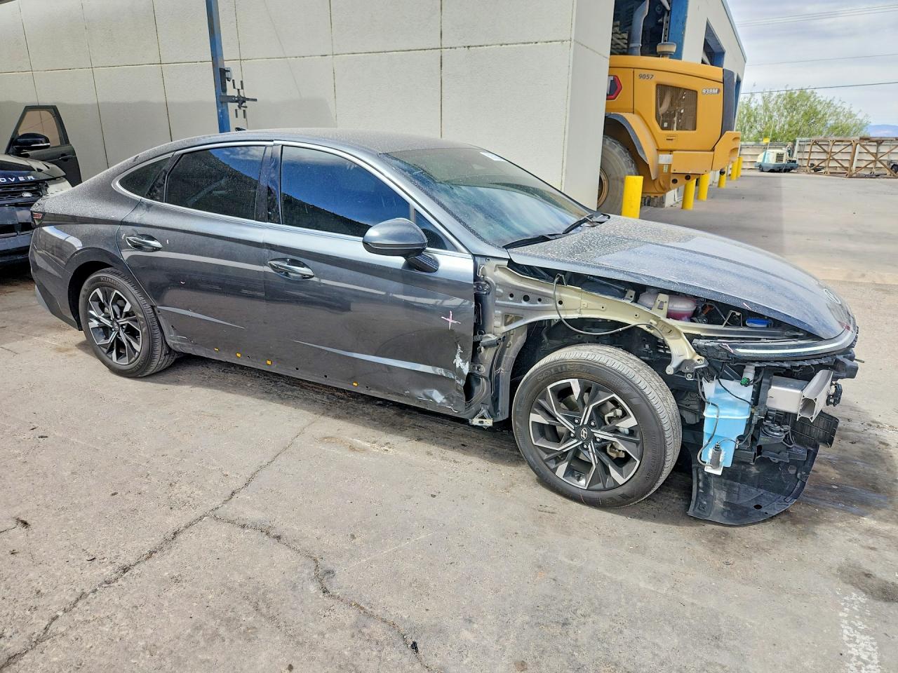 2025 HYUNDAI SONATA SEL photo 4