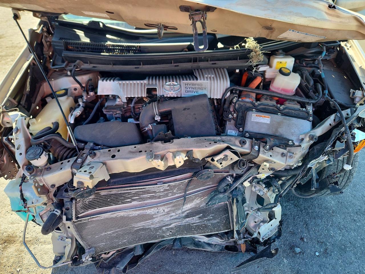 2011 TOYOTA PRIUS THREE photo 31