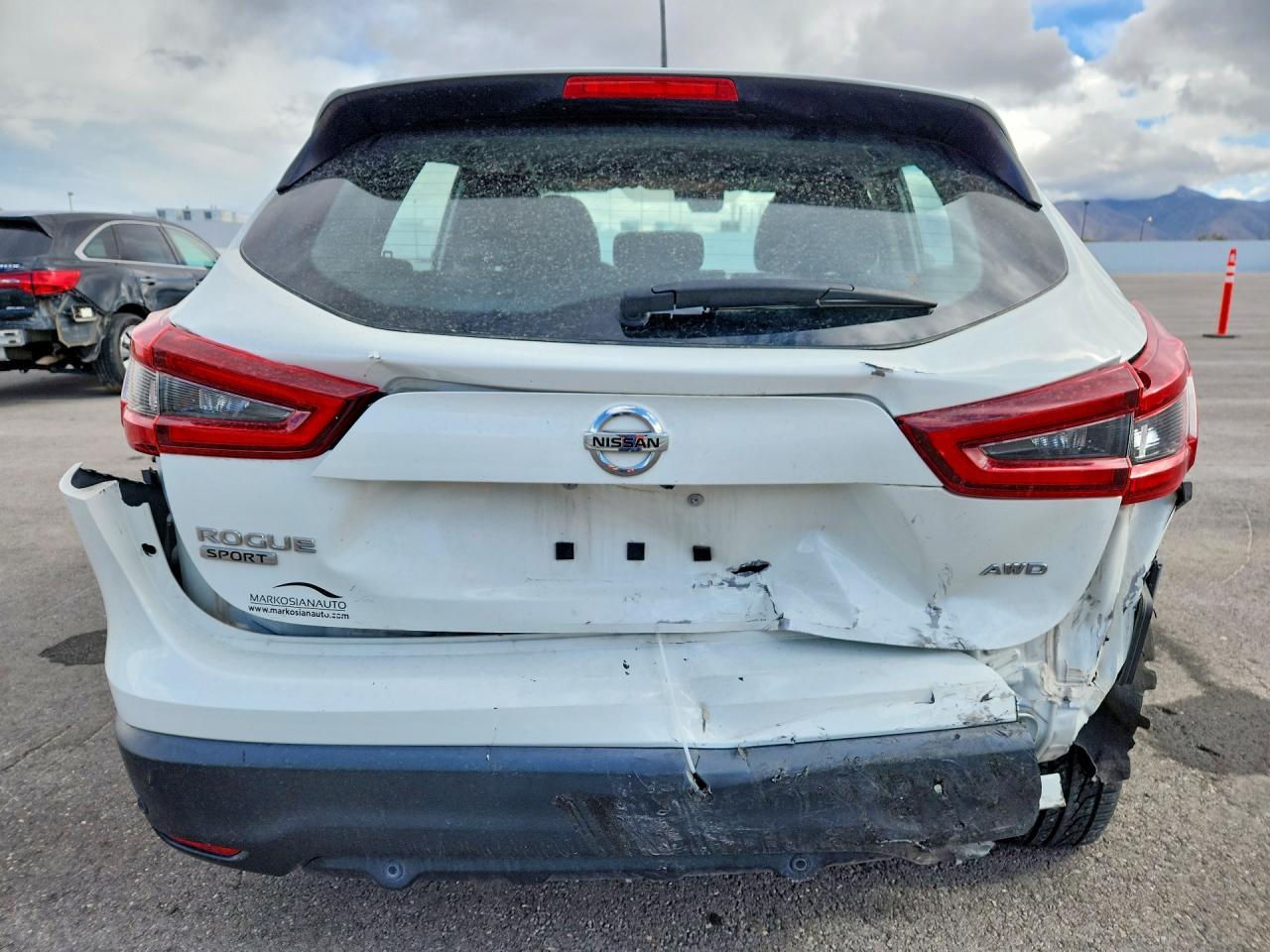 2020 NISSAN ROGUE SPORT S photo 11