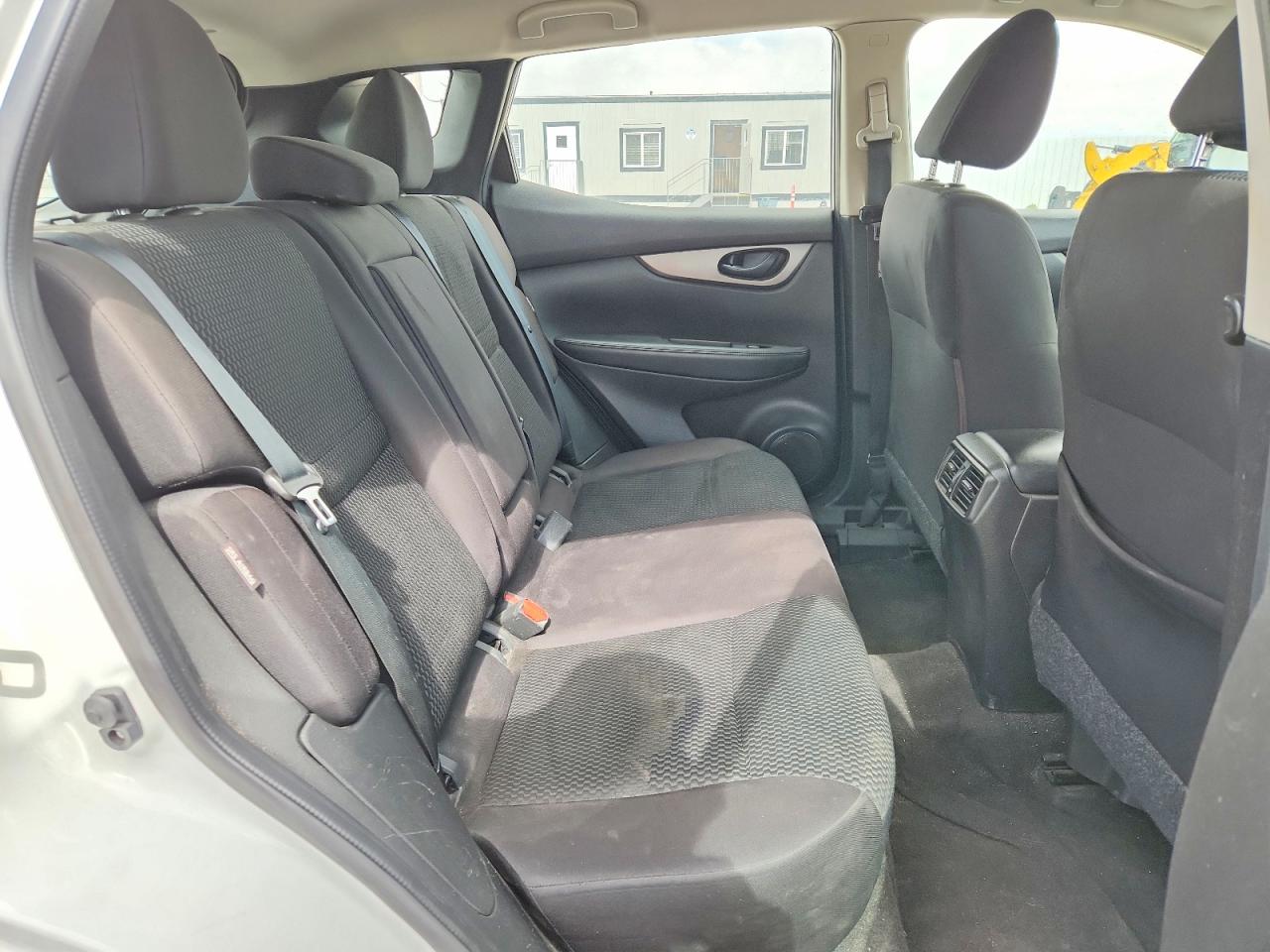 2020 NISSAN ROGUE SPORT S photo 21
