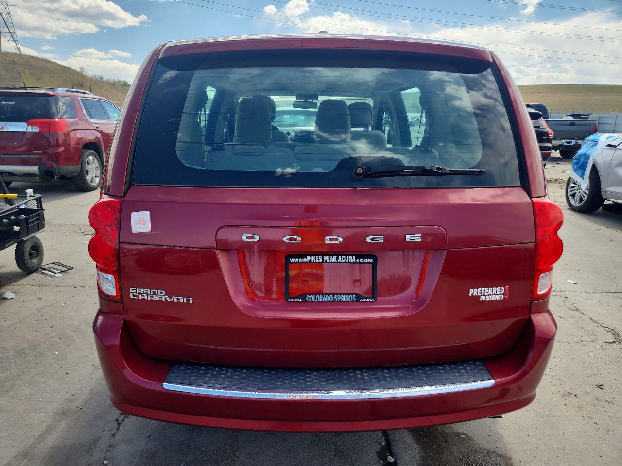 2015 DODGE GRAND CARAVAN SE photo 11