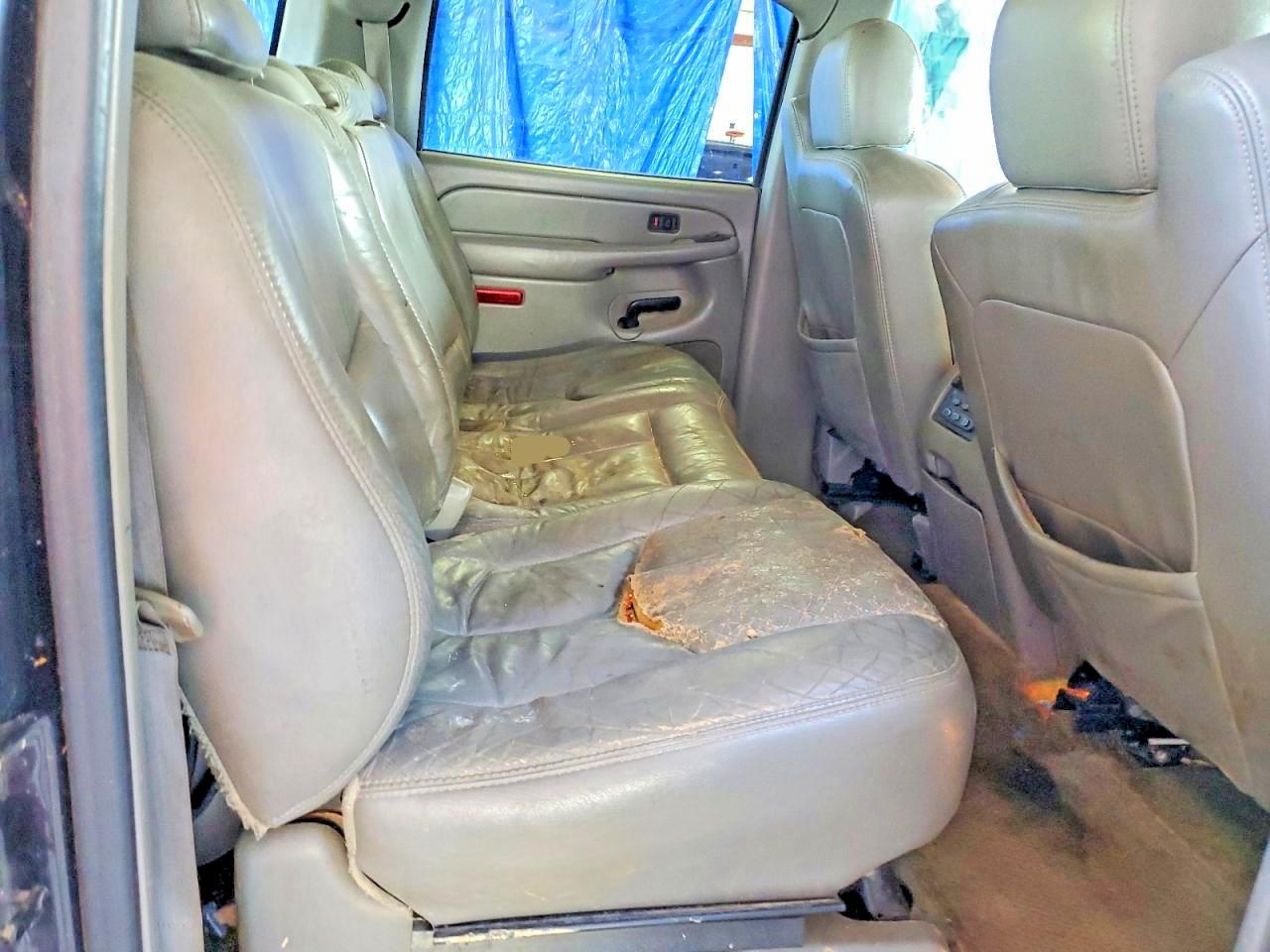 2004 CHEVROLET SUBURBAN K1500 photo 21