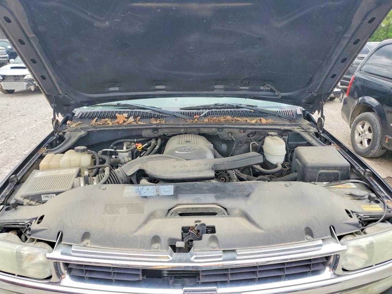 2004 CHEVROLET SUBURBAN K1500 photo 23
