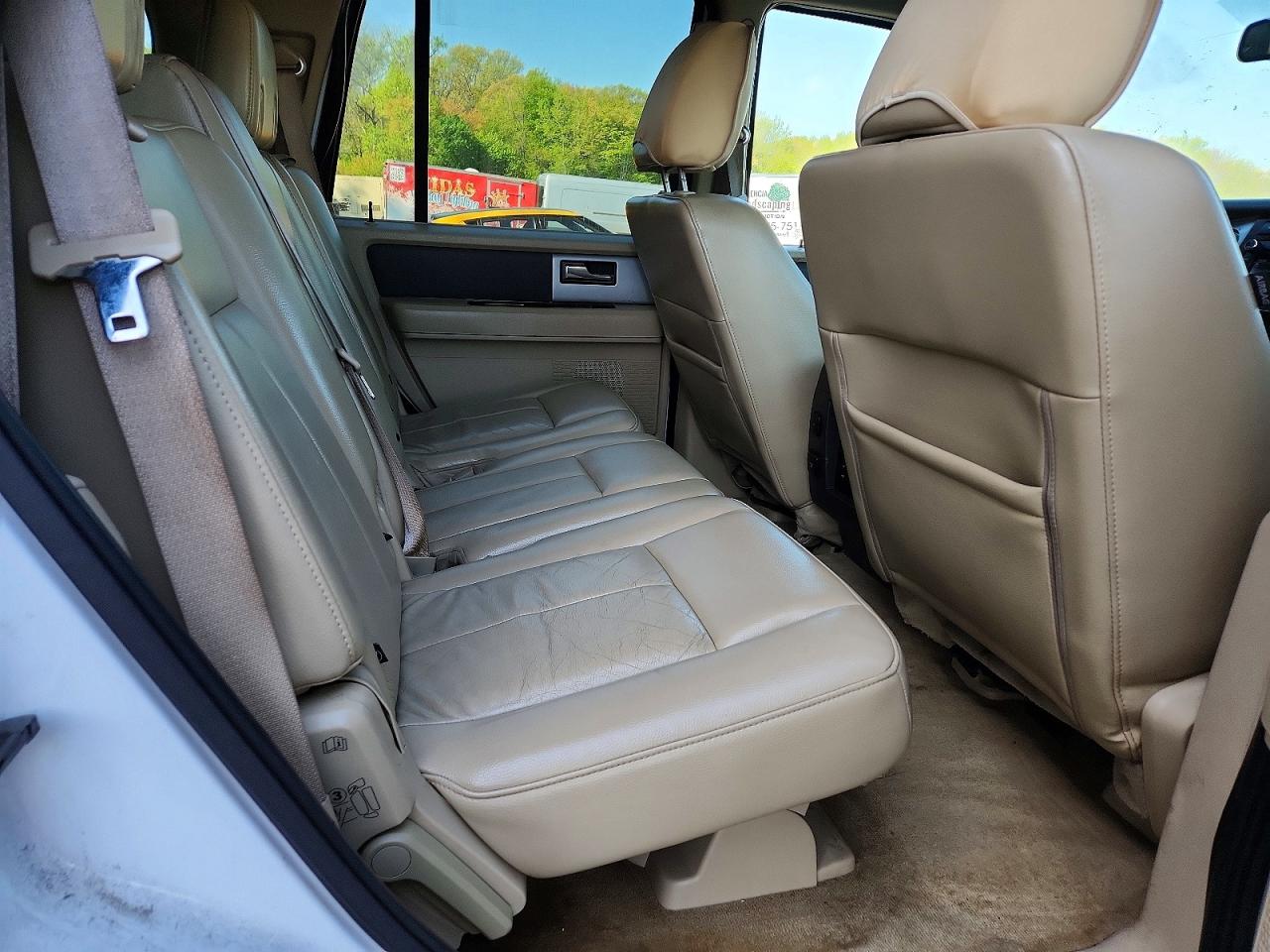 2011 FORD EXPEDITION XLT photo 21