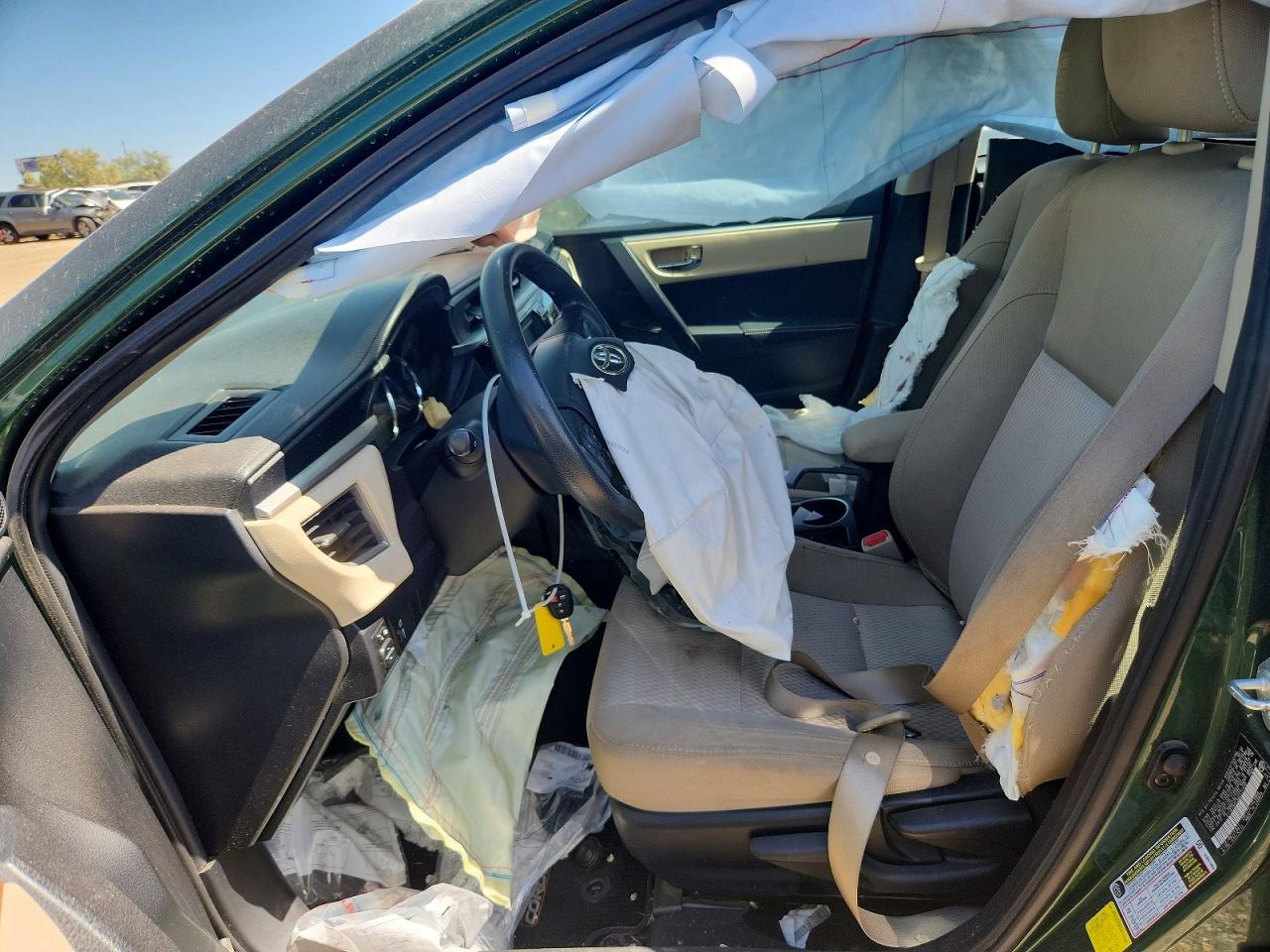 2016 TOYOTA COROLLA photo 7