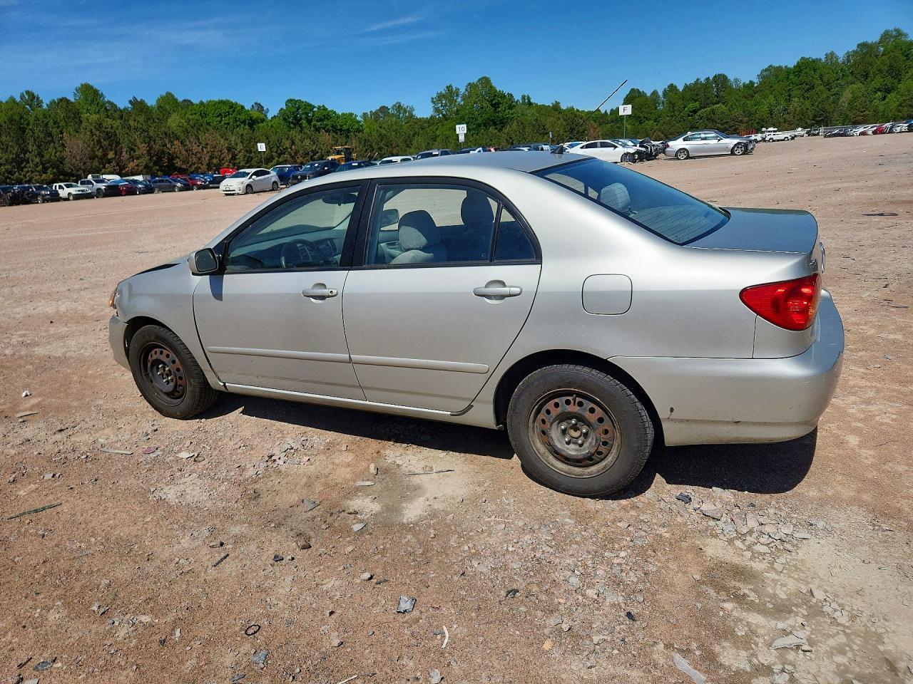 2003 TOYOTA COROLLA LE photo 3