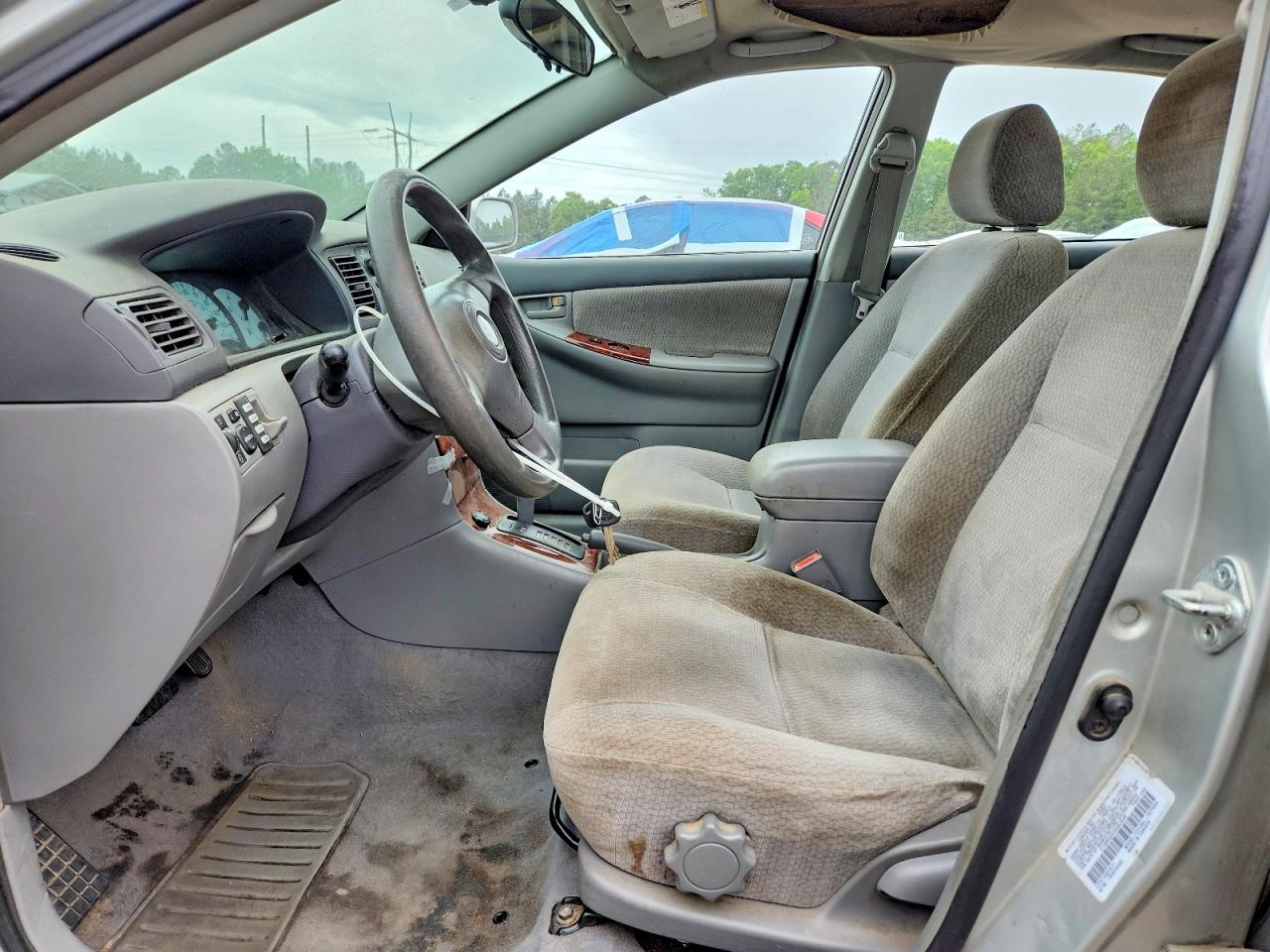 2003 TOYOTA COROLLA LE photo 13