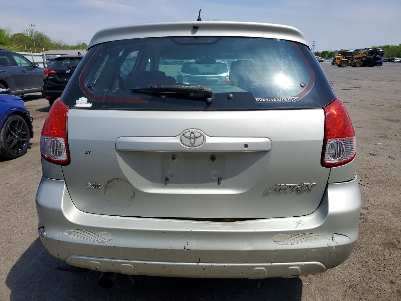 2003 TOYOTA COROLLA MATRIX XR photo 11