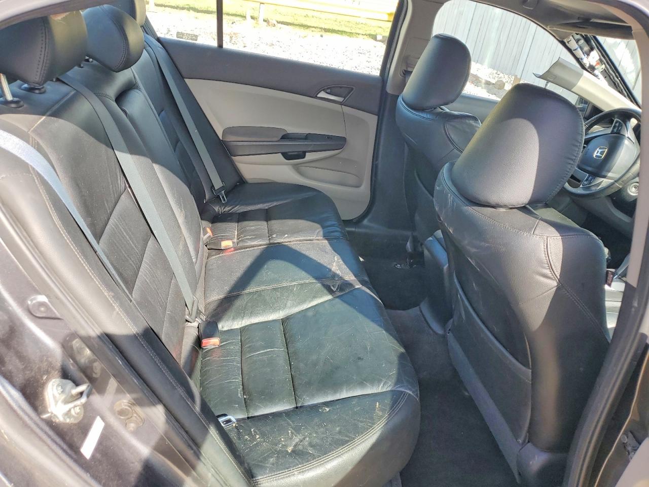 2011 HONDA ACCORD SE photo 28
