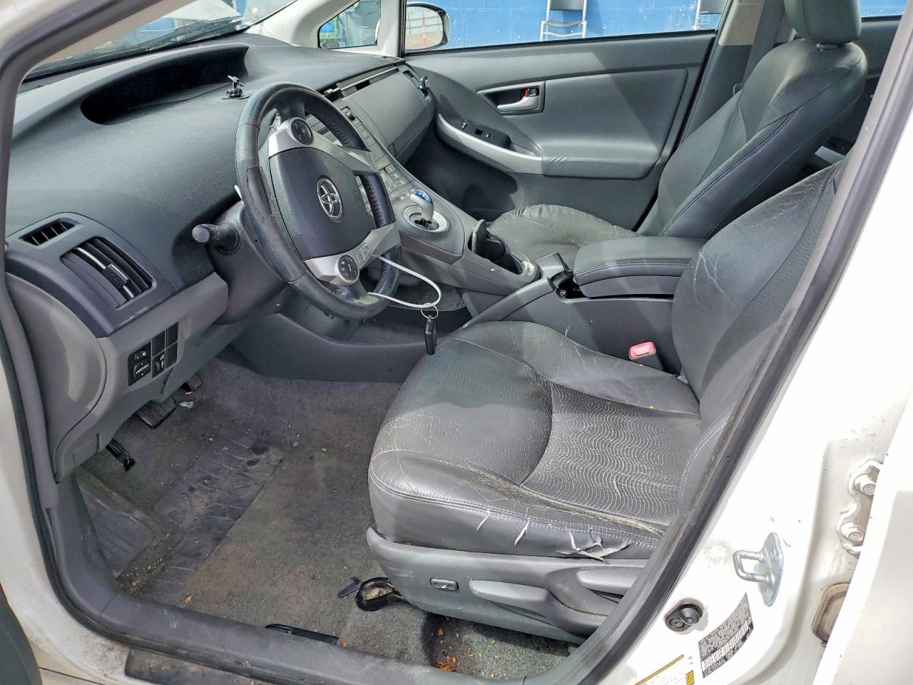 2010 TOYOTA PRIUS IV photo 13