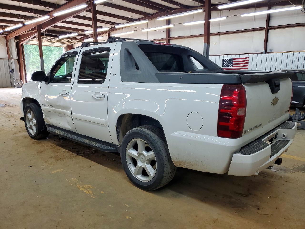 2008 CHEVROLET AVALANCHE K1500 photo 2