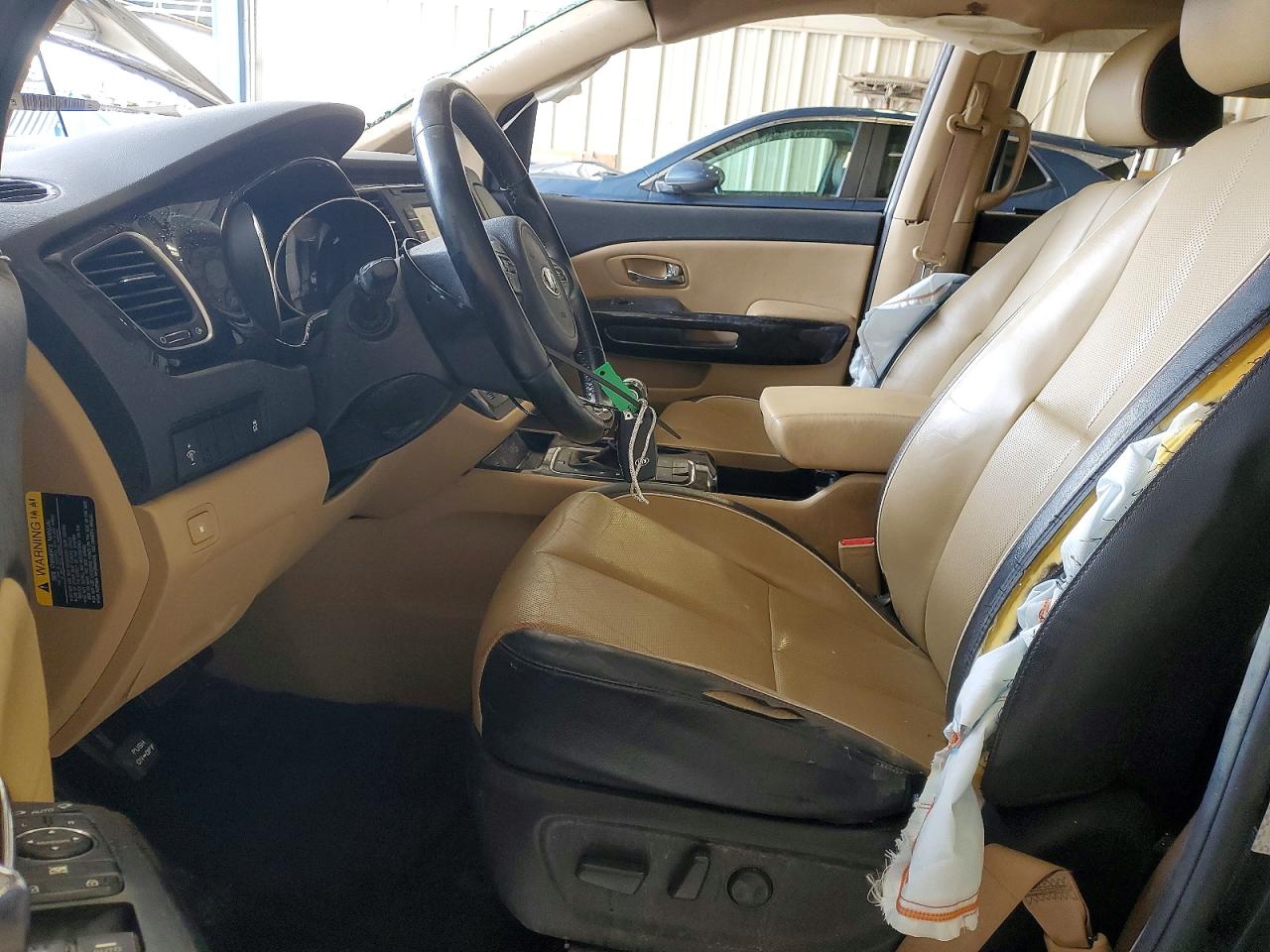 2016 KIA SEDONA EX photo 19