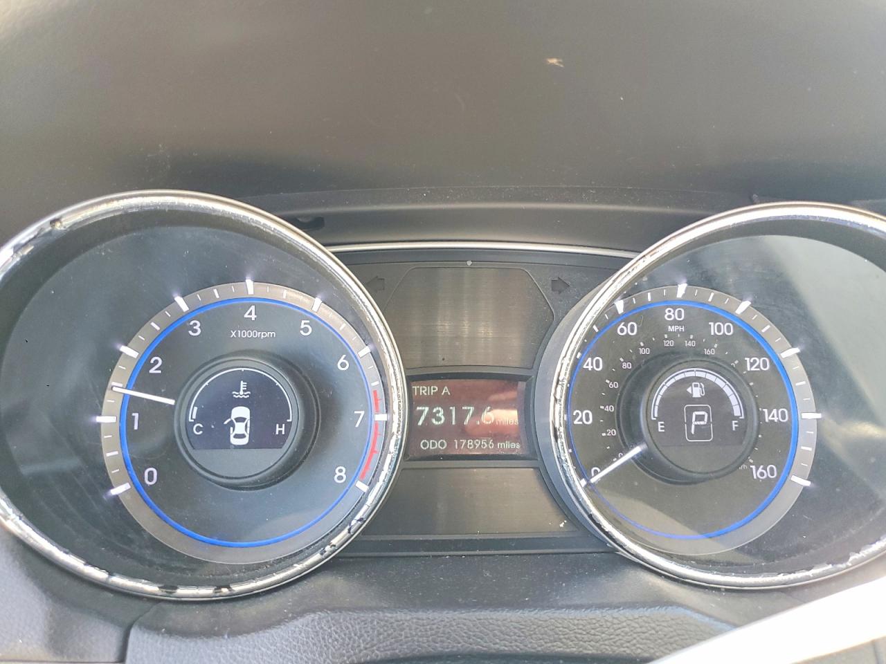 2014 HYUNDAI SONATA GLS photo 17