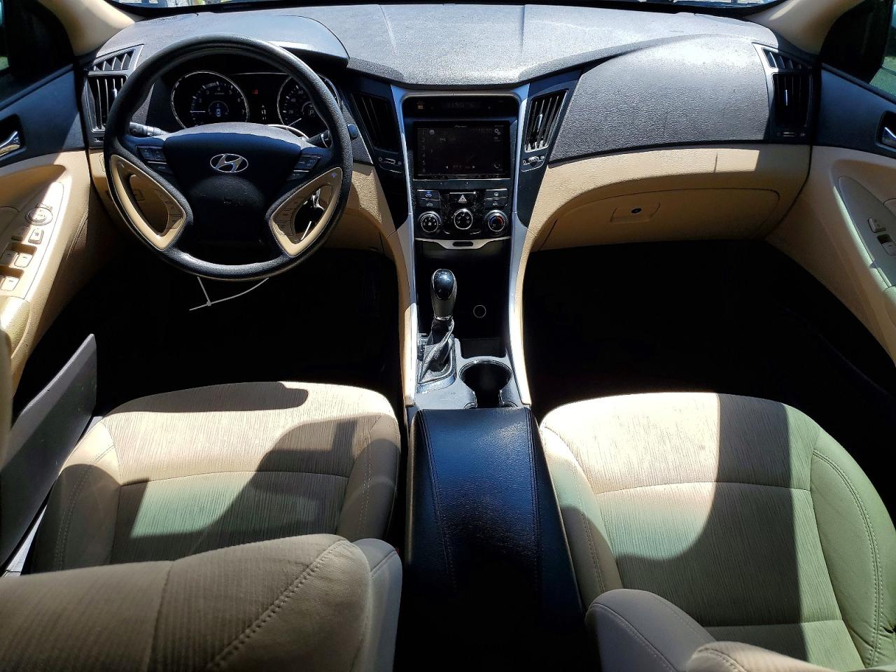 2014 HYUNDAI SONATA GLS photo 15