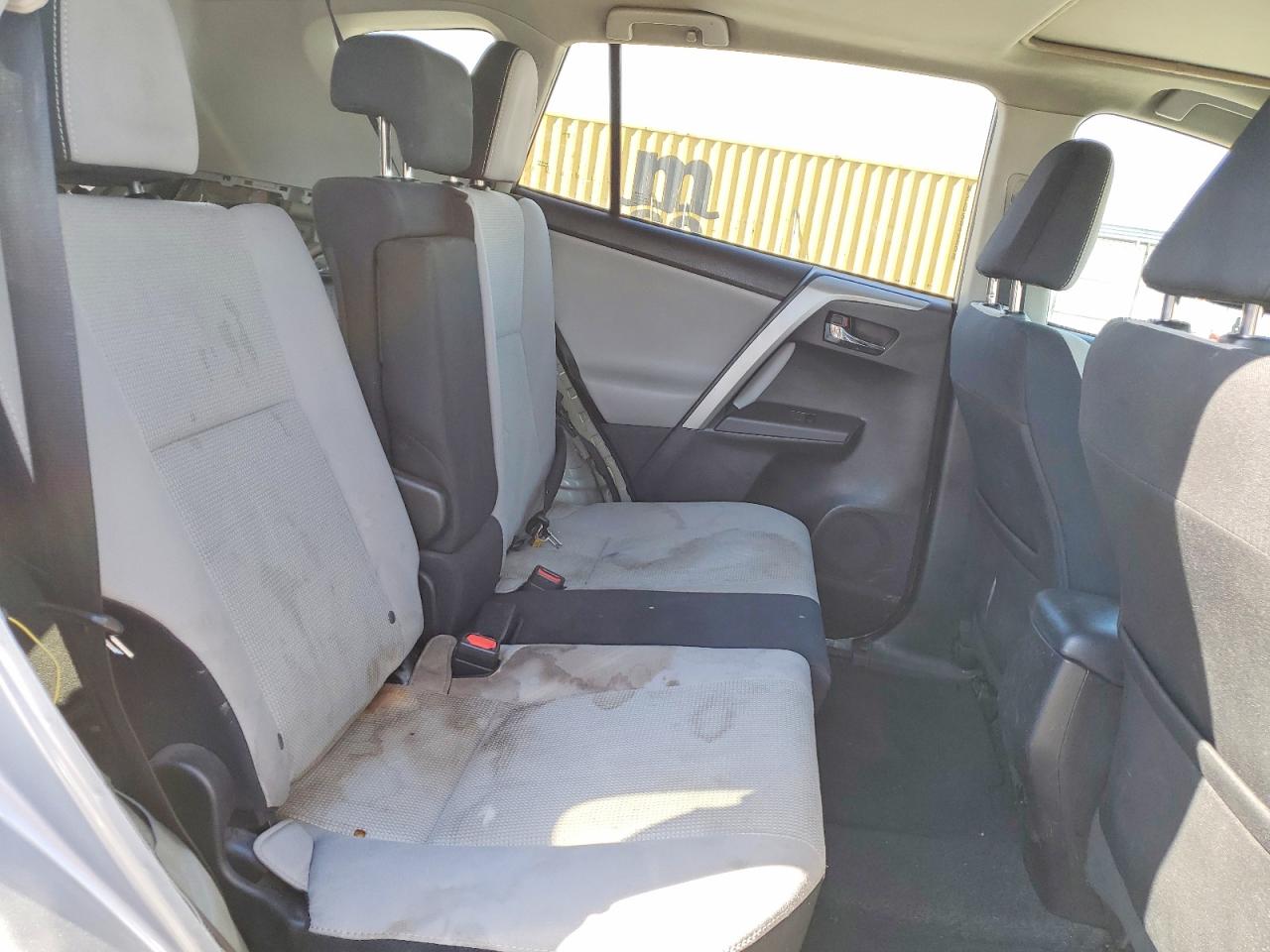 2016 TOYOTA RAV4 XLE photo 21
