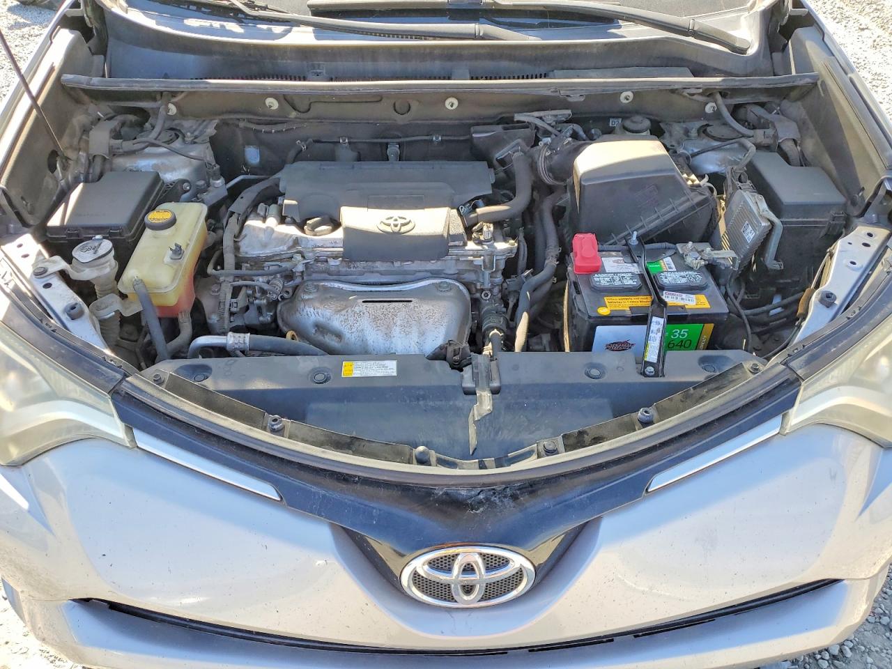 2016 TOYOTA RAV4 XLE photo 23
