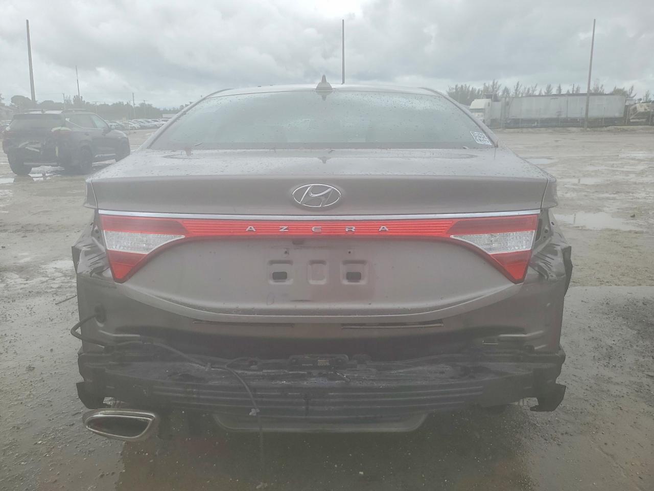 2012 HYUNDAI AZERA BASE photo 11