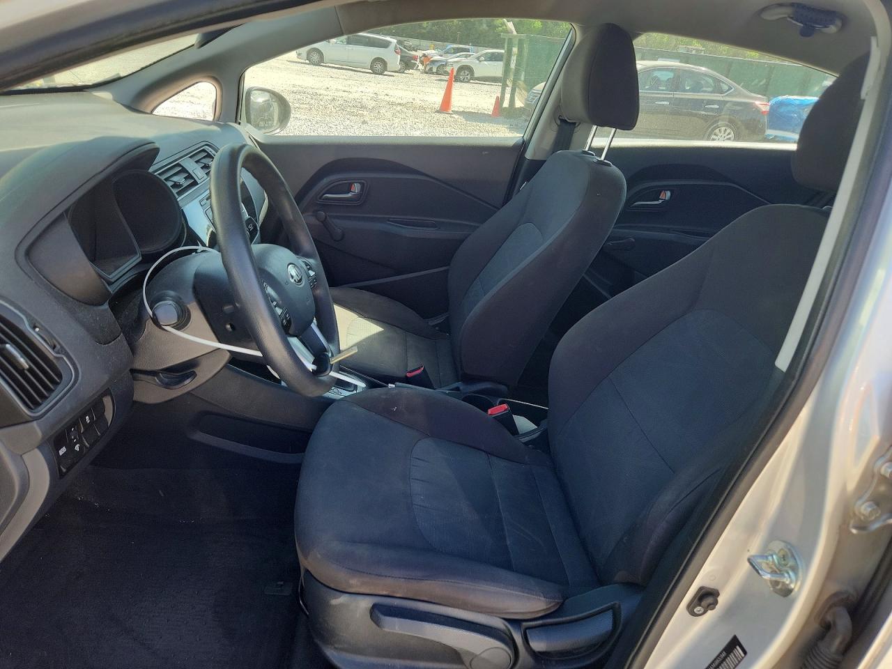 2016 KIA RIO LX photo 19