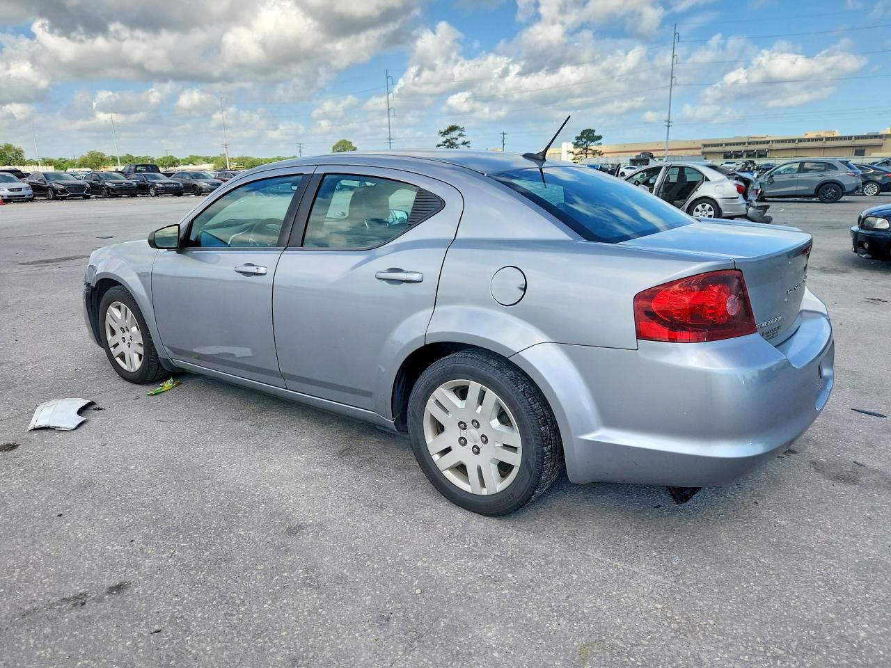 2013 DODGE AVENGER SE photo 3