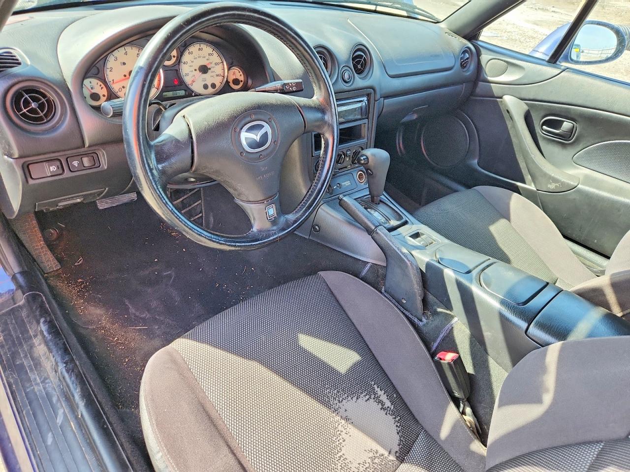 2001 MAZDA MX-5 MIATA BASE photo 22