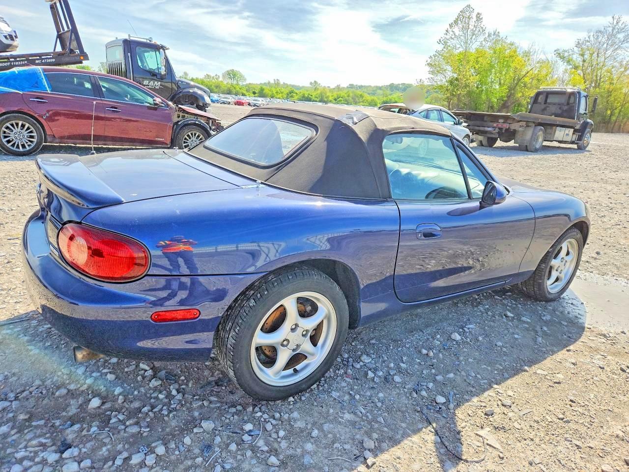 2001 MAZDA MX-5 MIATA BASE photo 7