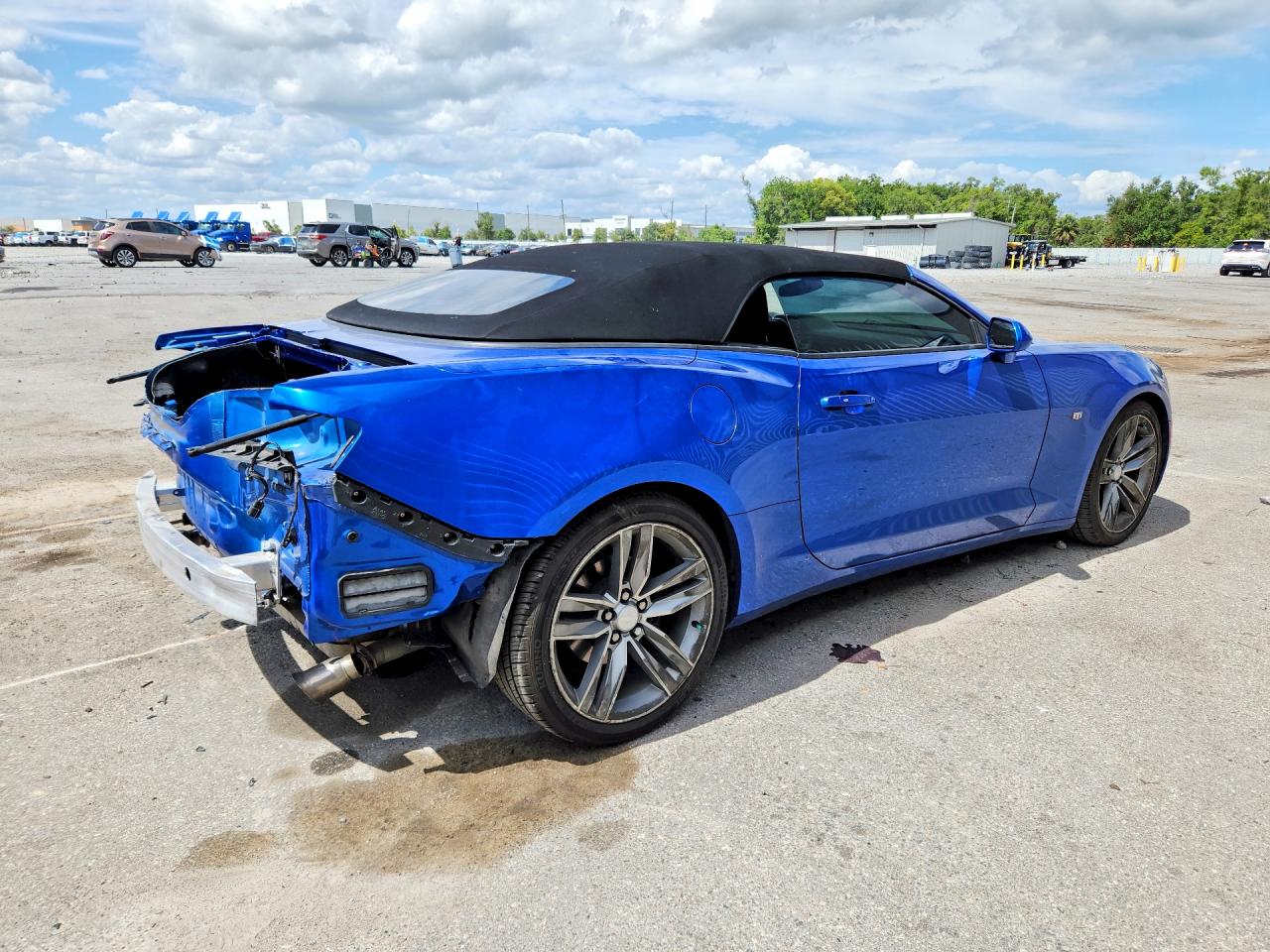 2017 CHEVROLET CAMARO LT photo 5