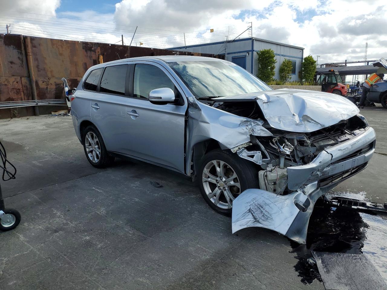 2014 MITSUBISHI OUTLANDER SE photo 7