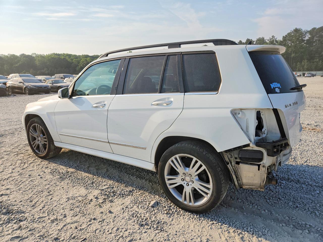 2015 MERCEDES-BENZ GLK 350 photo 3