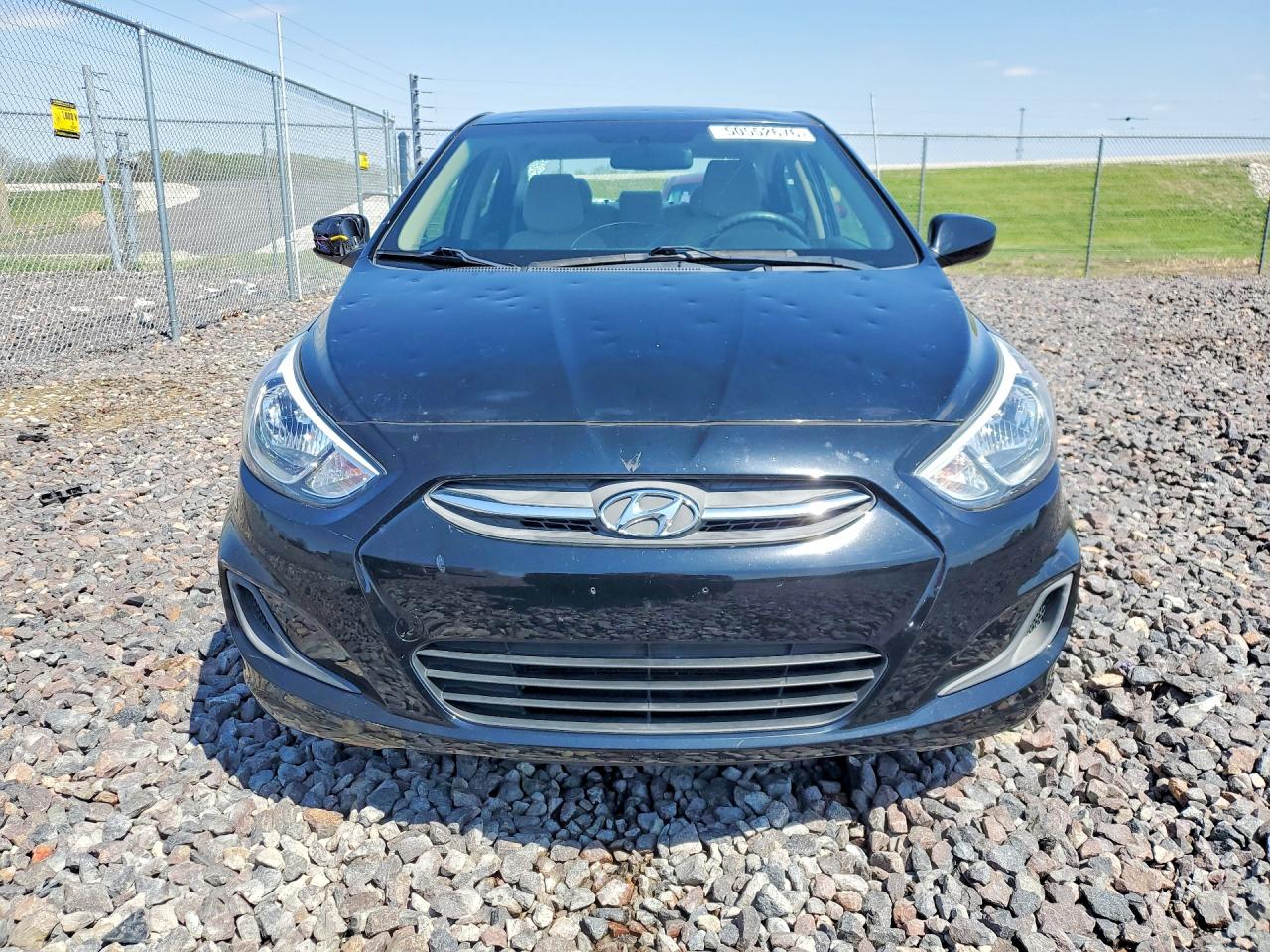 2017 HYUNDAI ACCENT SE photo 9