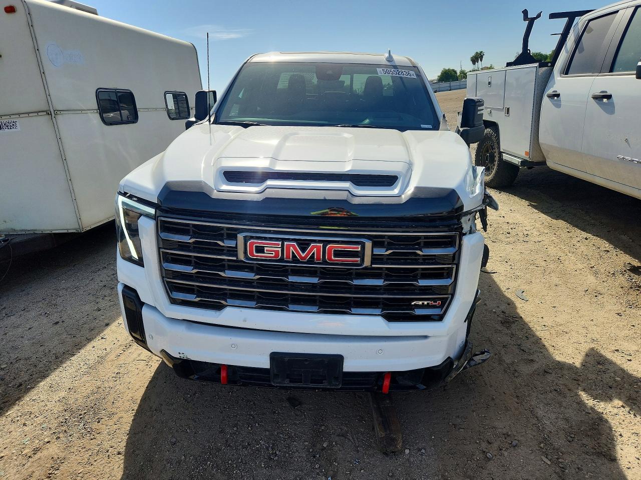 2025 GMC SIERRA K2500 AT4 photo 13